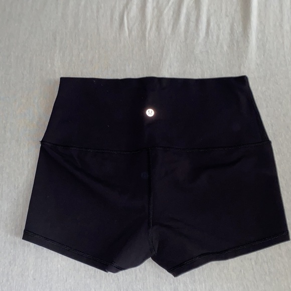 Lululemon Shorts - Picture 2 of 5